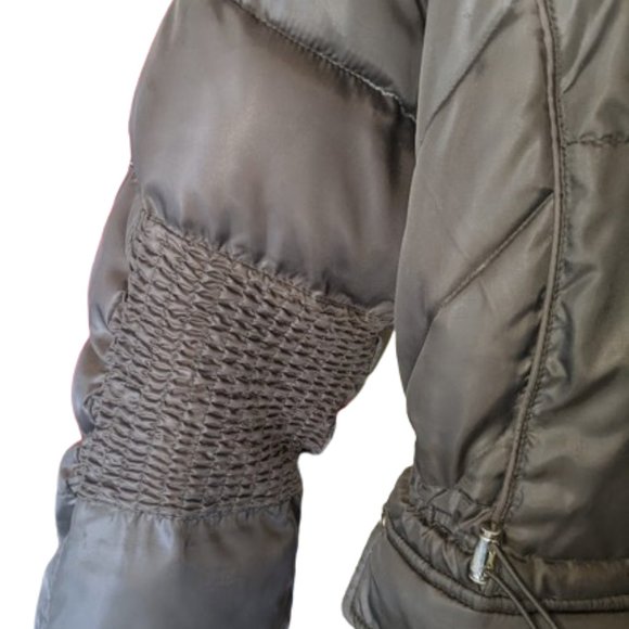 Long Hooded Dark Green Puffer Coat with Cinched Waist Size Large - Picture 6 of 11